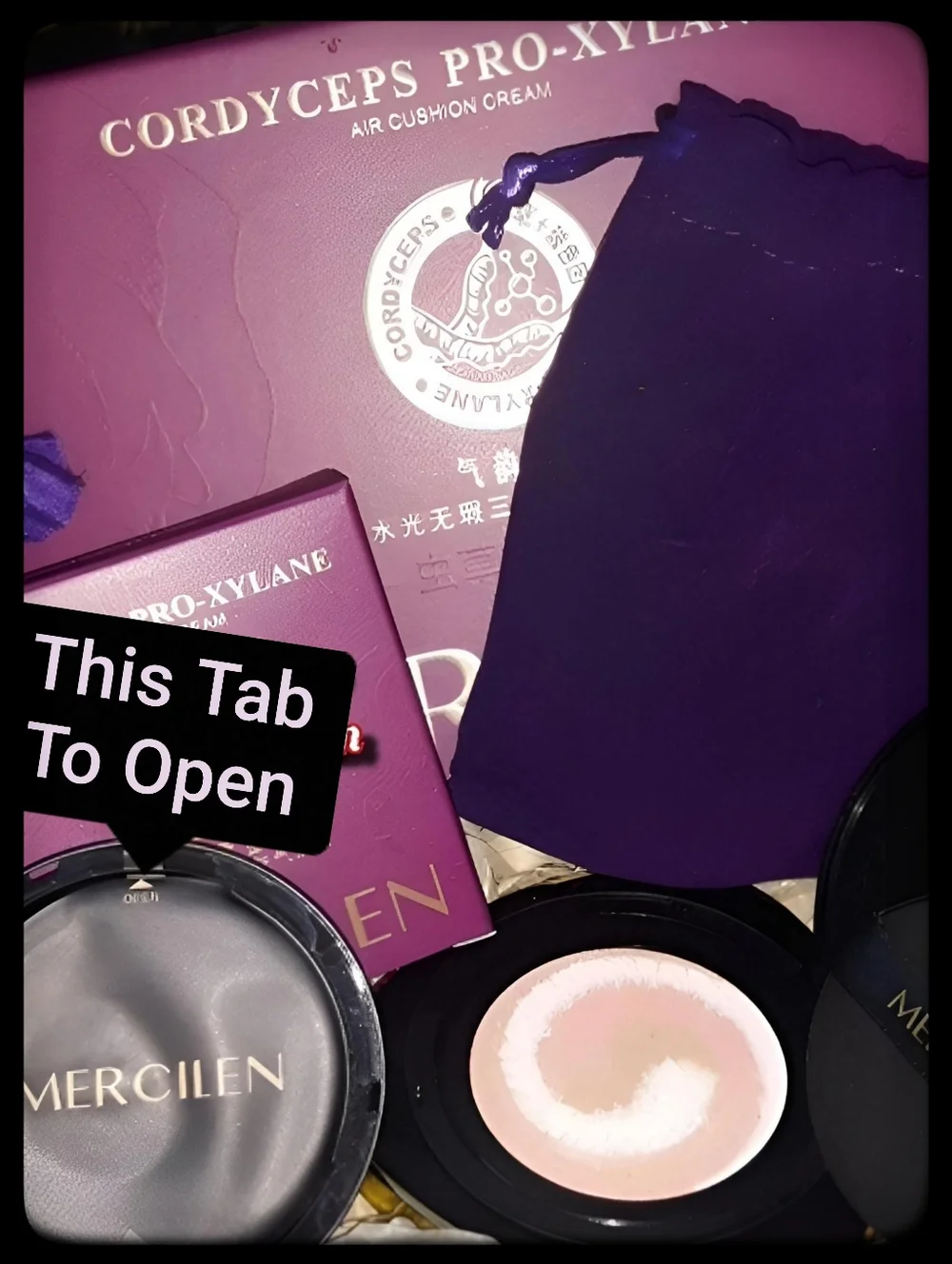 🆕FLAWLESS BB CREAM TRI~COLOR AIR CUSHION FOUNDATION WITH SPONGE (2 BB CREAMS)